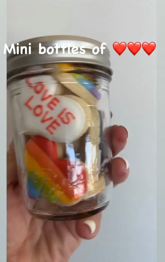 Pride cookies mini bottle